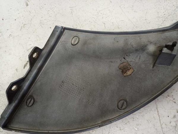 MOULURE PHARE DROIT PEUGEOT/CITROEN/FIAT - Vue 2